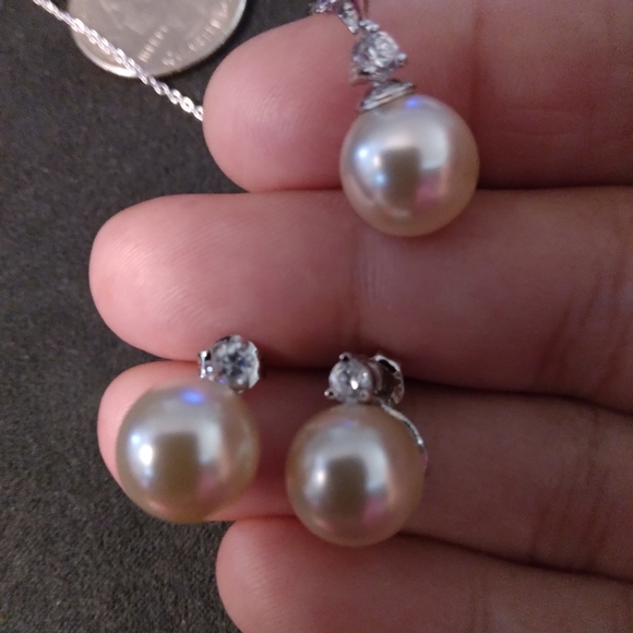 SALE! Nwot sterling silver ATI 925 set necklace/ earrings faux pearl, CZ Stone - Picture 16 of 16